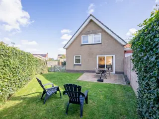 Comfortabel vakantiehuis met zonnige tuin en terras