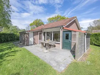 Vrijstaand vakantiehuis met terras en riante tuin