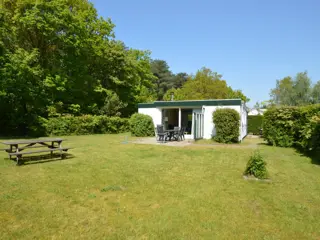 Rustig gelegen vrijstaande bungalow met ruime tuin