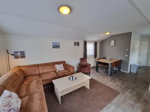 Vrijstaand chalet gelegen op Chaletpark Bregkoog