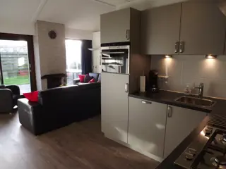 Vrijstaand vakantiehuis met ideale ligging in het bos