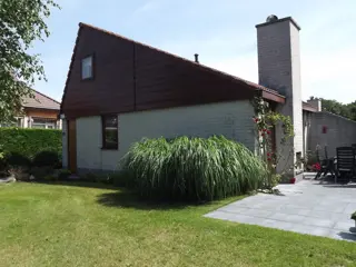 Vrijstaand vakantiehuis met afgesloten tuin in het bos