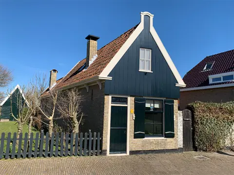 Authentiek stijlvol vakantiehuis vlakbij de haven van Oudeschild