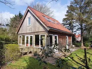 Rustig gelegen gerieflijke recreatiewoning in Den Burg