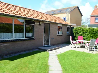 Vakantiehuis in De Koog met strand en bos op loopafstand