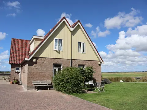 Appartement met uitzicht in het schilderachtige Den Hoorn