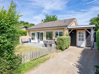 Bungalow met afgesloten tuin in de buurt van natuurgebied de Slufter