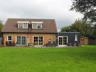 Kindvriendelijk landelijk gelegen vakantiehuis ten zuiden van De Koog