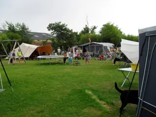 Lekker kamperen op boerencamping vlakbij het bos en Den Hoorn