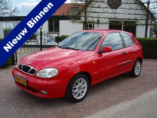 Daewoo Lanos 1.6 SXi **98.000 org.km.**SCHUURVONDST**NIEUWSTAAT**