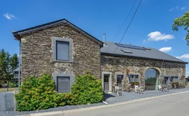 Groepshuis voor 32 p met jacuzzi nabij Achouffe