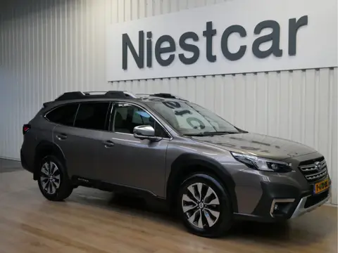 Subaru Outback 2.5i Premium met Afn Trekhaak + Eye-Sight / Navigatie / Apple Carplay en android auto