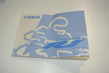 INSTRUCTIEBOEKJE Yamaha YZF R1 2000 - 2001