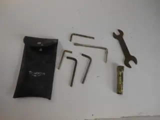 GEREEDSCHAPSET Triumph Thunderbird 900 1994 - 2000