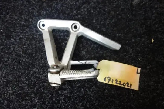 DUO VOETSTEUN LINKS Yamaha FAZER 600 1998 - 2000