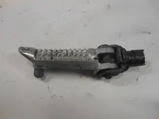 VOETSTEUN LINKS Suzuki GSX R 600 2004 - 2005
