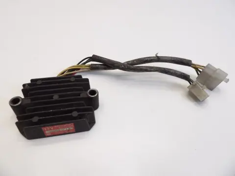 SPANNINGSREGELAAR Honda CBX 550 F2 1982 - 1985