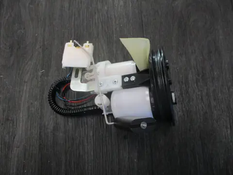 BRANDSTOFPOMP BMW F 900 R 2019 - 2021