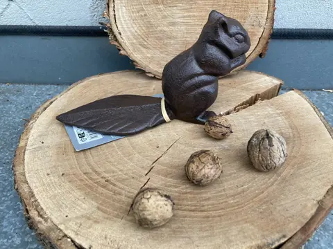 GIETIJZEREN DEUR WIG DEURSTOPPER EEKHOORN NIEUW