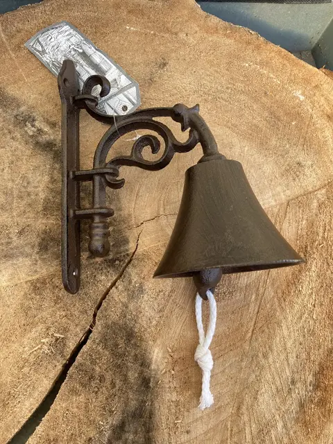 GIETIJZEREN DEURBEL BLOEM DB 40 NIEUW