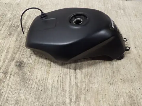 TANK Suzuki GSX R 750 1994 - 1995