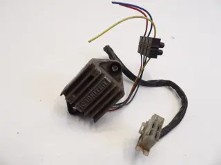 CDI UNIT Kawasaki GPZ 550 1970 - 2012