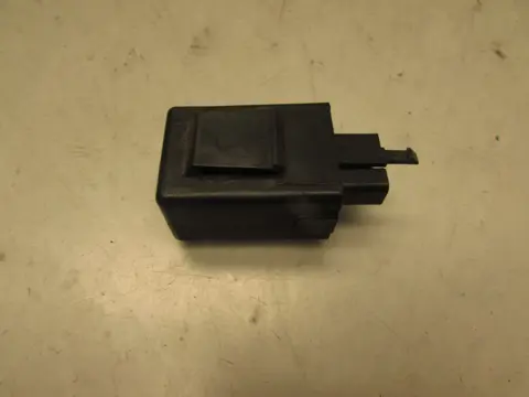 RELAIS Honda VF 700 750 Supermagna 1988 - 2000