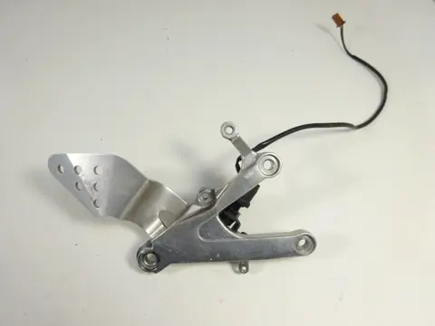 RECHTER SCHETSPLAAT Yamaha YZF R6 1998 - 2002