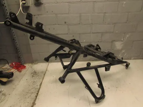 ACHTER SUBFRAME BMW R 850 R 1994 - 2001
