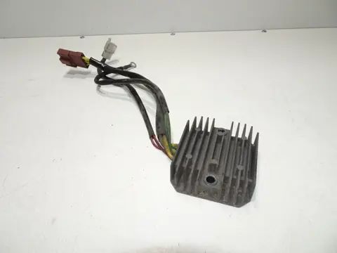 SPANNINGSREGELAAR KTM 690 duke 3 2010 - 2011