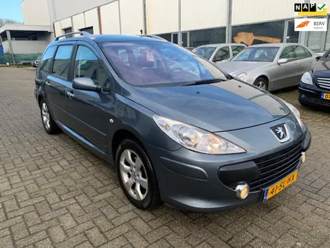 Peugeot 307 SW 2.0-16V Pack 7 PERS Climatronic Cruise control Panoramadak Elektr pakket PDC Lm velge