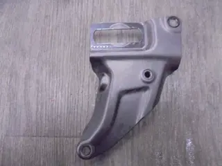 ACHTER REMKLAUW Triumph Trident 660 2021 - 2023