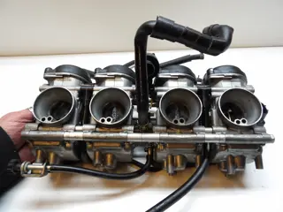 CARBURATEURSET Yamaha FAZER 600 1998 - 2000