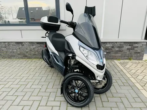 PIAGGIO MP3 300 LT HPE ABS & ASR SPORT AUTORIJBWS 2020