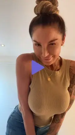 Kelly vd Veer naakt op Fancentro!