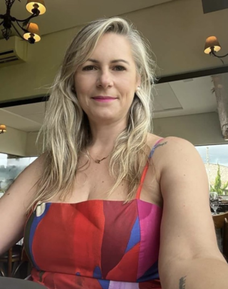 een ondeugende man waar ik samen mee kan genieten,