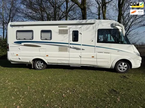 Esterel 906 AYVL482BWA/A