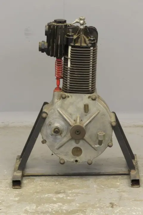 British Motor Co &amp; Dion Dunlop ca 1900   2809