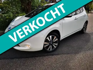 Nissan LEAF Tekna 30 kWh/Airco/Navi/360 Cam/Leder/Parelmoer/Bose sound