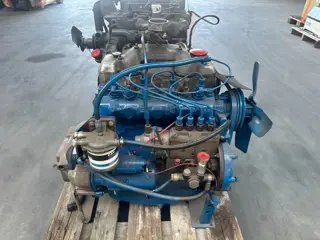 Borgward D 1800 Diesel 31 kW / 42 PK Diesel Engine Motor 4 cilinder