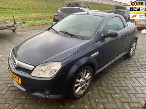 Opel Tigra TwinTop 1.8-16V Enjoy