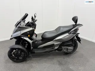 Quadro Scooter QV3 “motor rijden met een autorijbewijs”