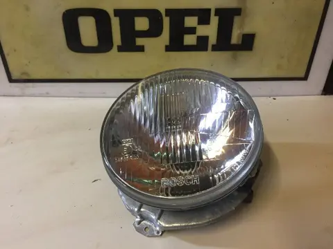 90069065 Koplamp H4 Opel Kadett D NIEUW