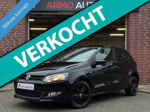 Volkswagen Polo 1.2 TSI Life | Airco | PDC | Carplay | Black