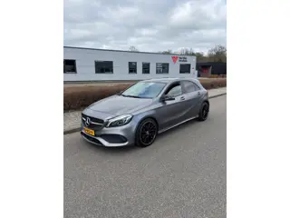 Mercedes-Benz A-klasse 200 d Business Solution AMG