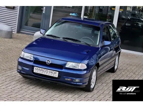 Opel Astra 2.0i GSi 49.000km **Collectors item in mint condition**