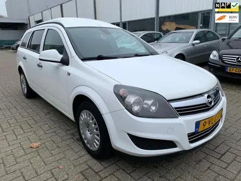Opel Astra 1.3 CDTi Edition Airco Cruise Control Elektr pakket Komt zo uit het werk Rijdt en schakel