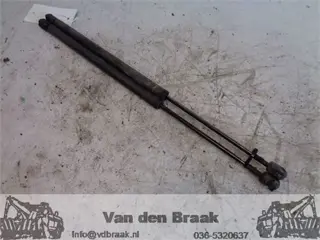 Opel Zafira 1999-2005 Achterklepzuigers