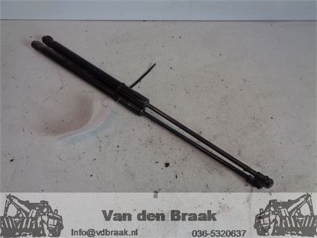 Seat Leon 2005-2013 Gasveren achterklep