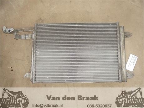 Volkswagen Golf 1.6 TDi 2008-2012 Aircoradiateur